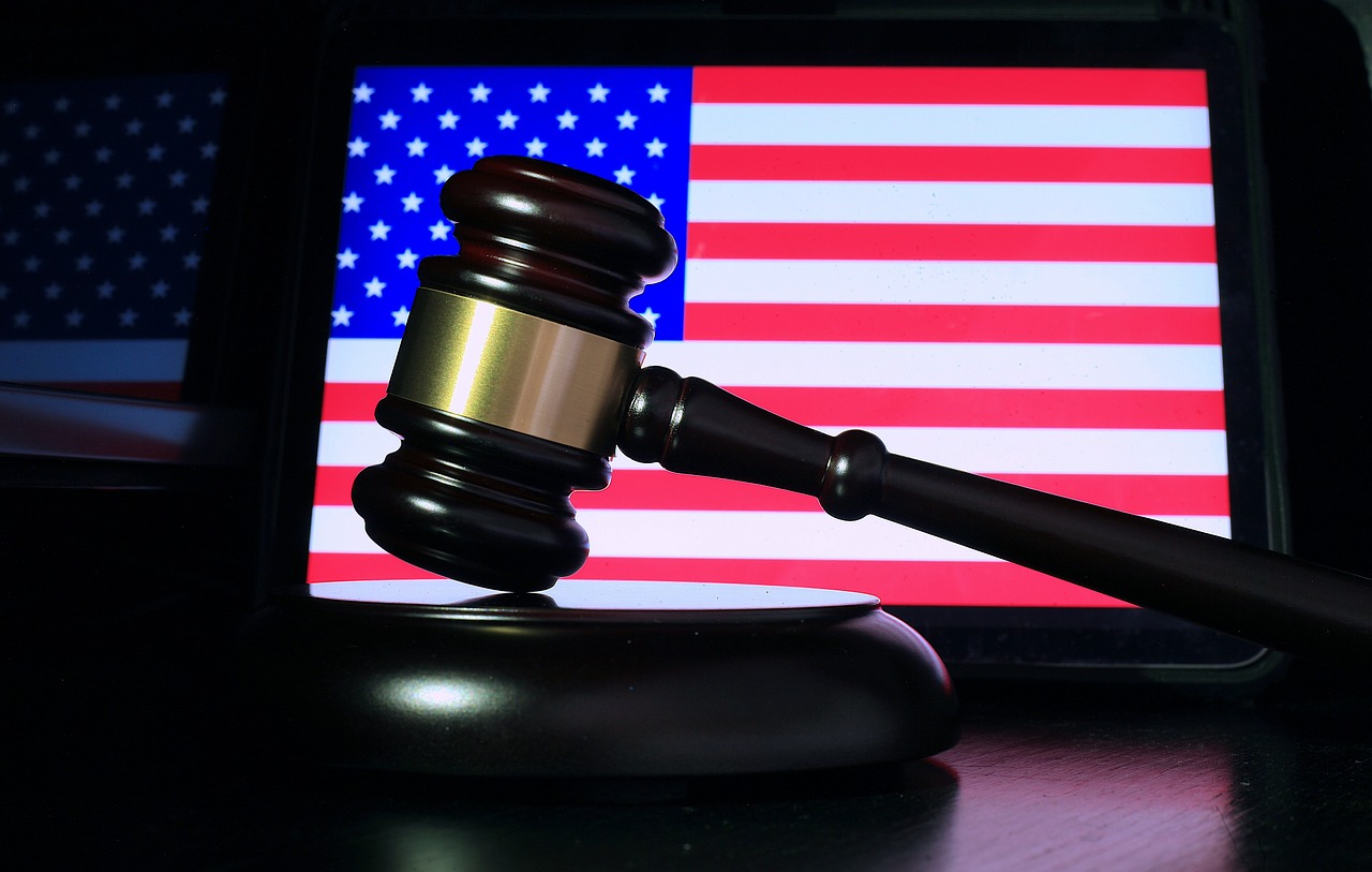 gavel, usa, flag-7473645.jpg